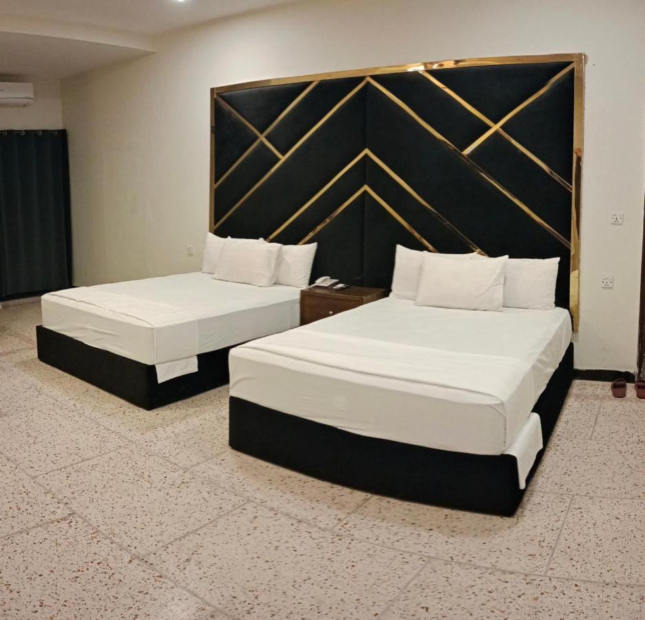 Hayat Grand Guest House 이슬라마바드 외부 사진