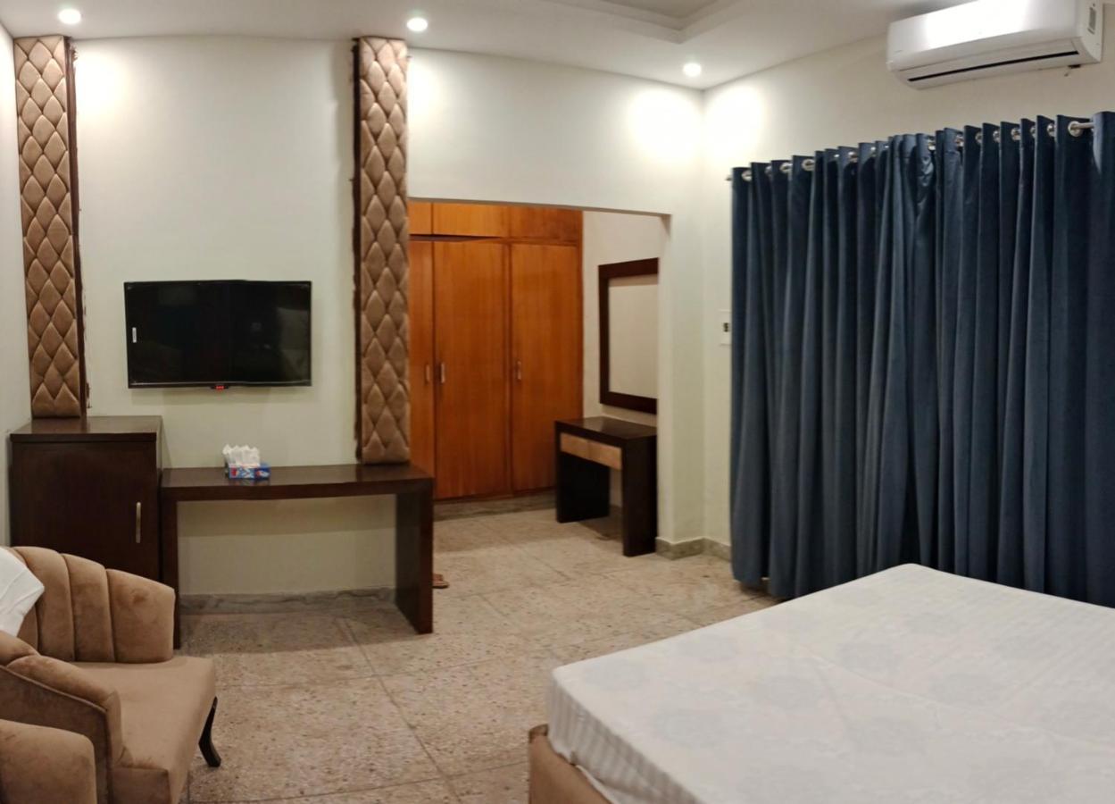 Hayat Grand Guest House 이슬라마바드 외부 사진