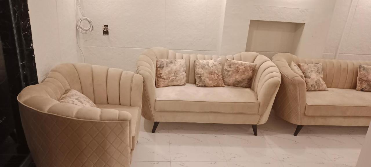 Hayat Grand Guest House 이슬라마바드 외부 사진
