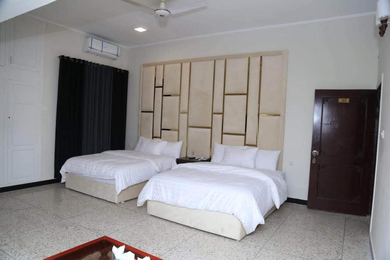 Hayat Grand Guest House 이슬라마바드 외부 사진