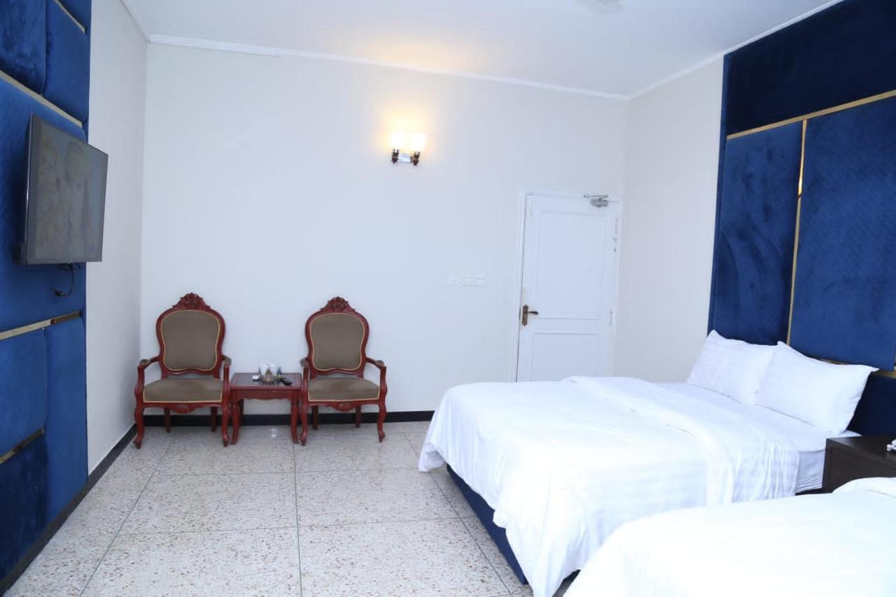 Hayat Grand Guest House 이슬라마바드 외부 사진