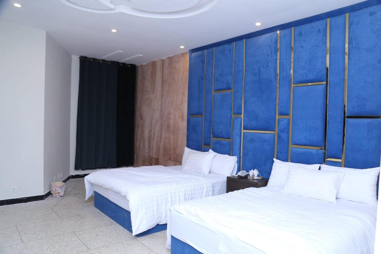 Hayat Grand Guest House 이슬라마바드 외부 사진