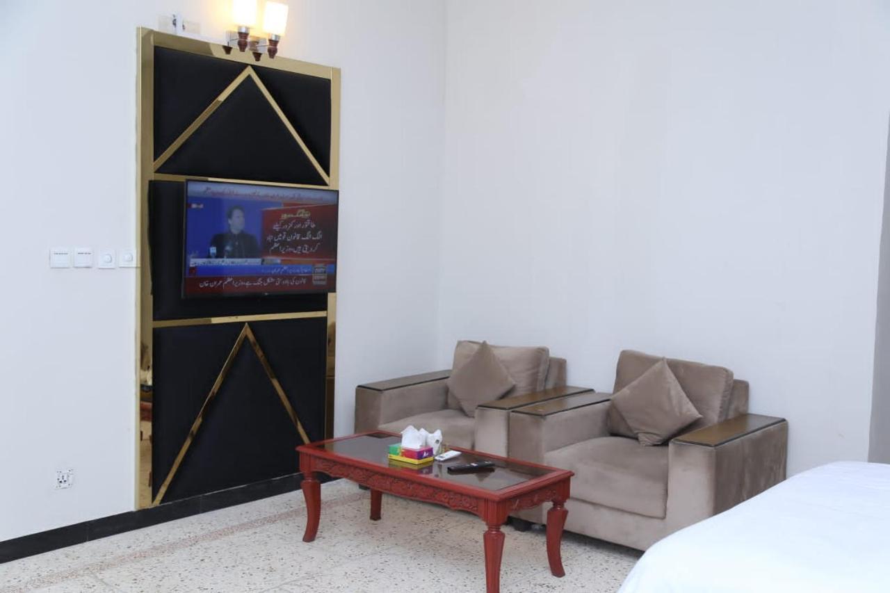 Hayat Grand Guest House 이슬라마바드 외부 사진