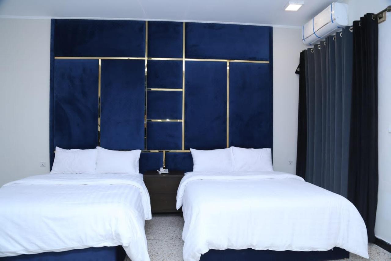 Hayat Grand Guest House 이슬라마바드 외부 사진